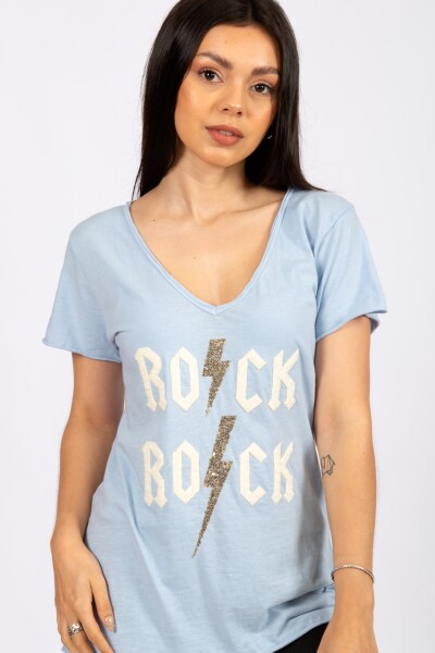 Remera Rock Rock Celeste