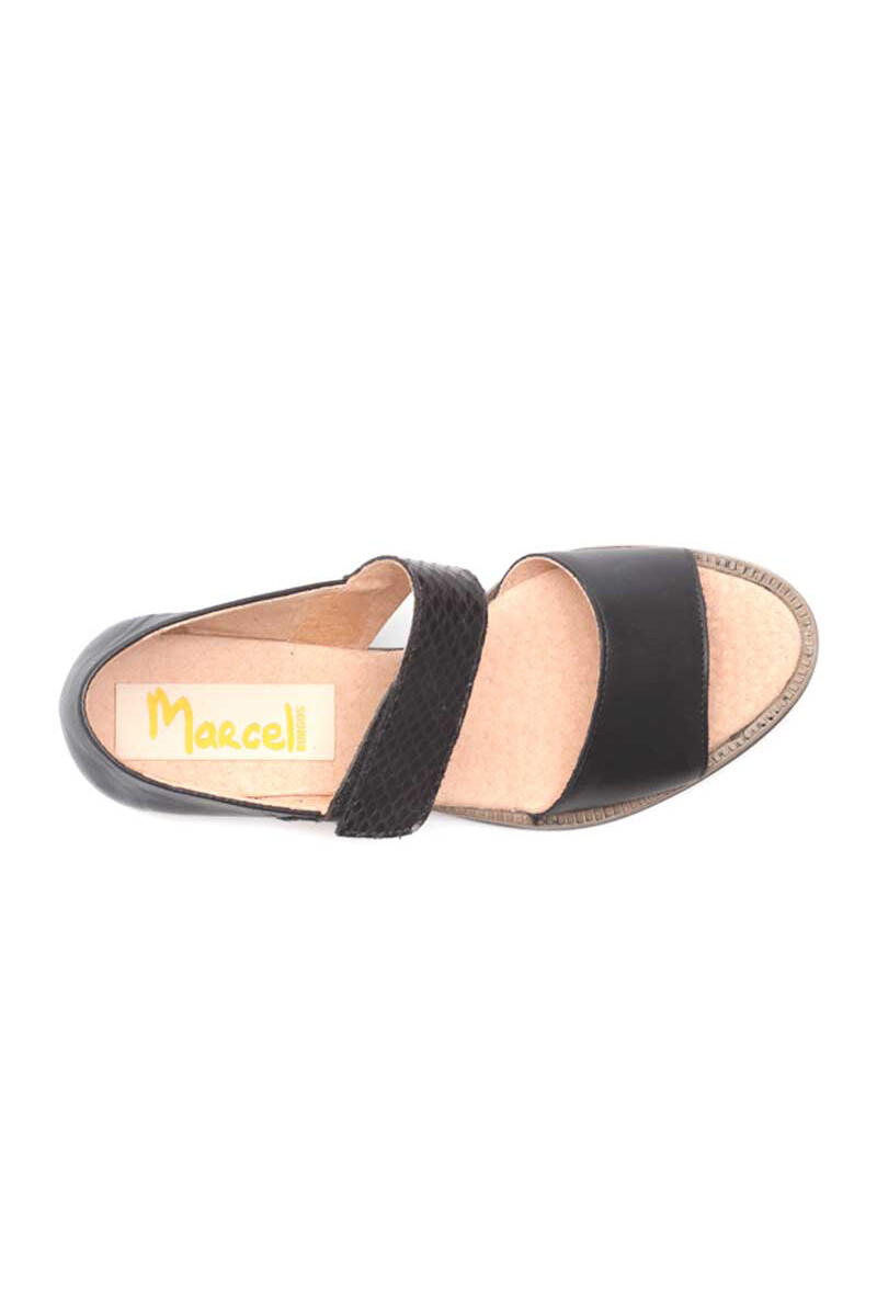 Sandalia Baja Con Velcro Cuero Negro